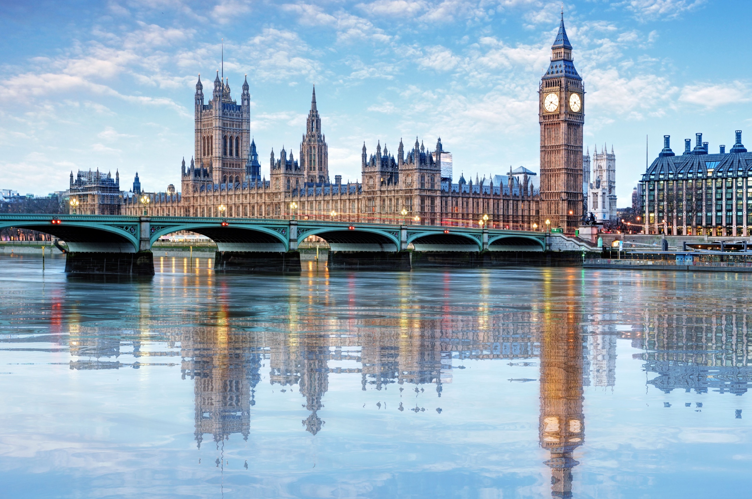 View of UK parliament and Big Ben